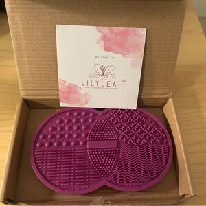 LILYLEAF Purple Makeup Brush Cleaning Mat
